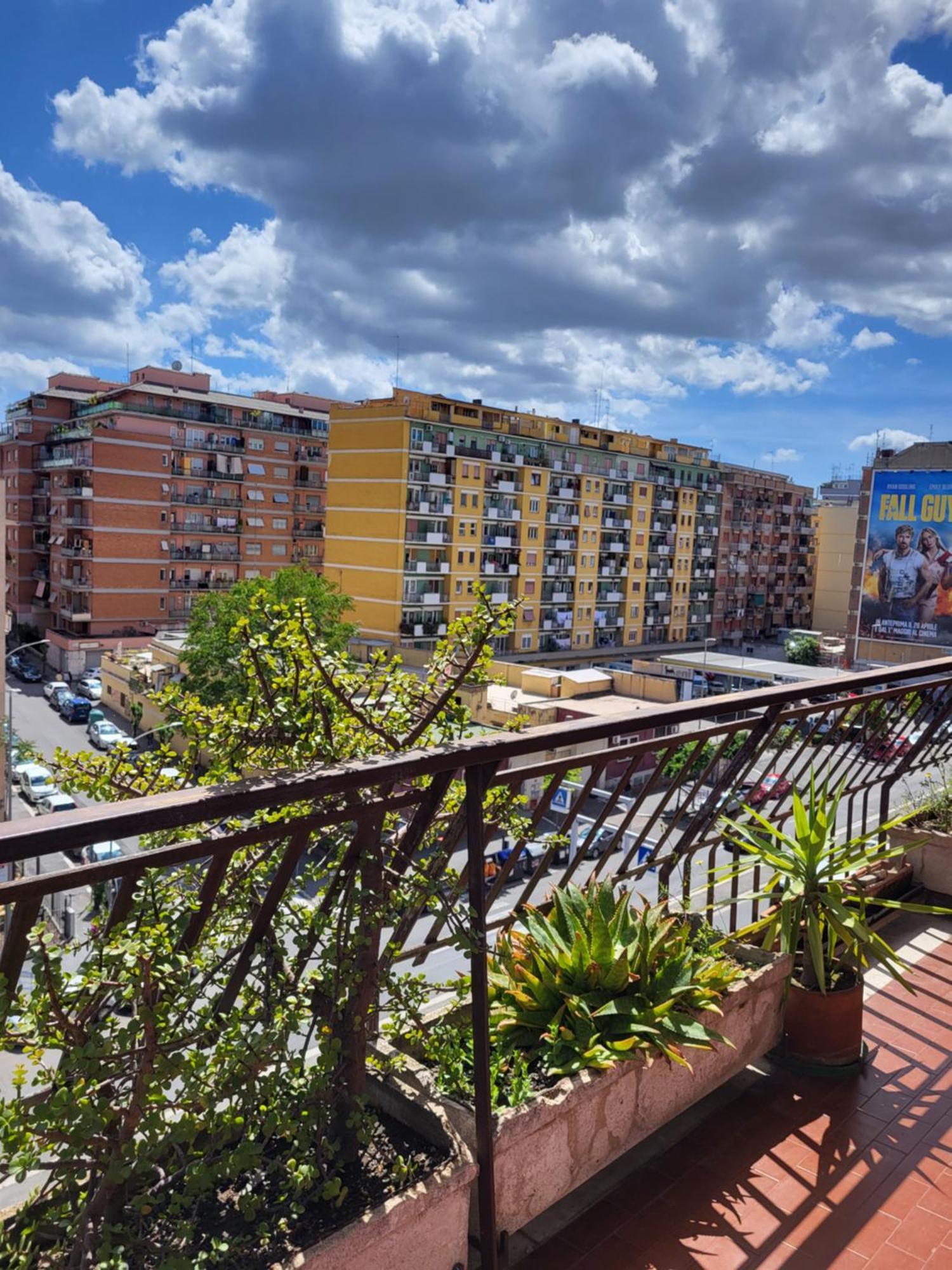 Home Sweet Home Tiburtina Station Rom Exteriör bild